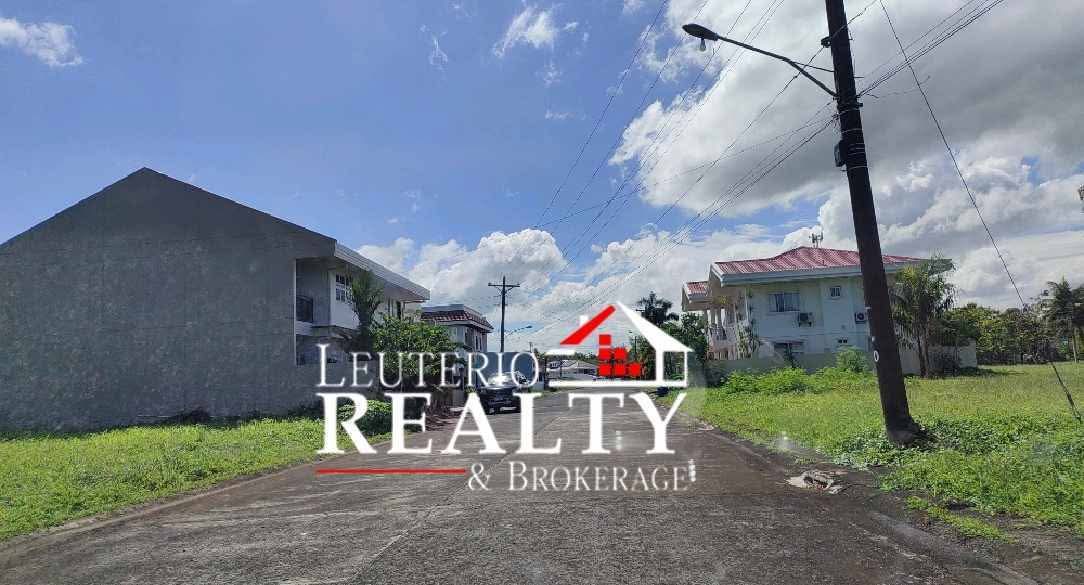 BROKERAGE: LOT FOR SALE in Bicol — real estate listing image 1